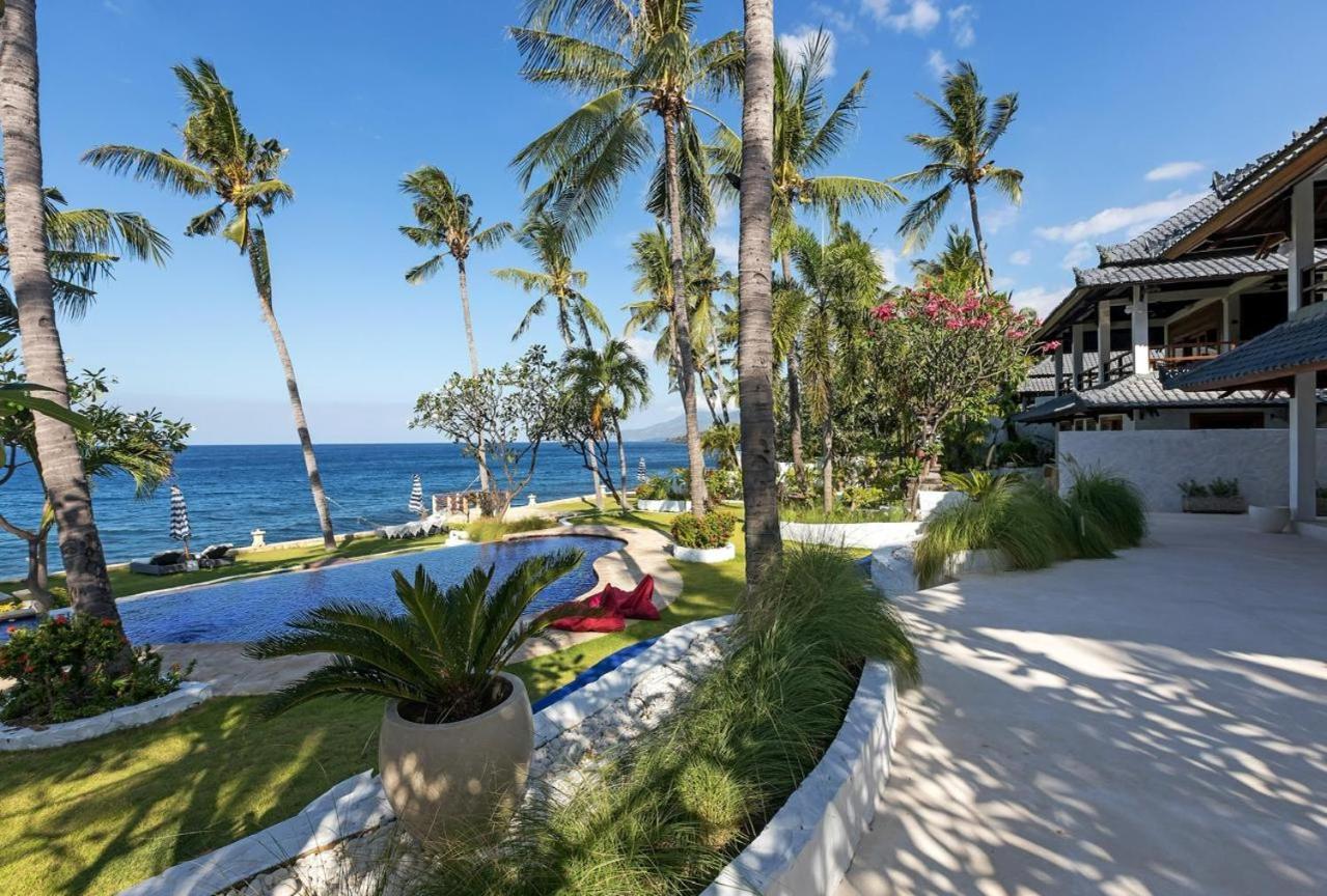 Kanna Seafront Estate Tulamben Buitenkant foto